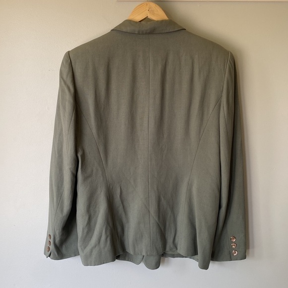 Vintage Evan Picone sage green linen blend blazer - Picture 5 of 15